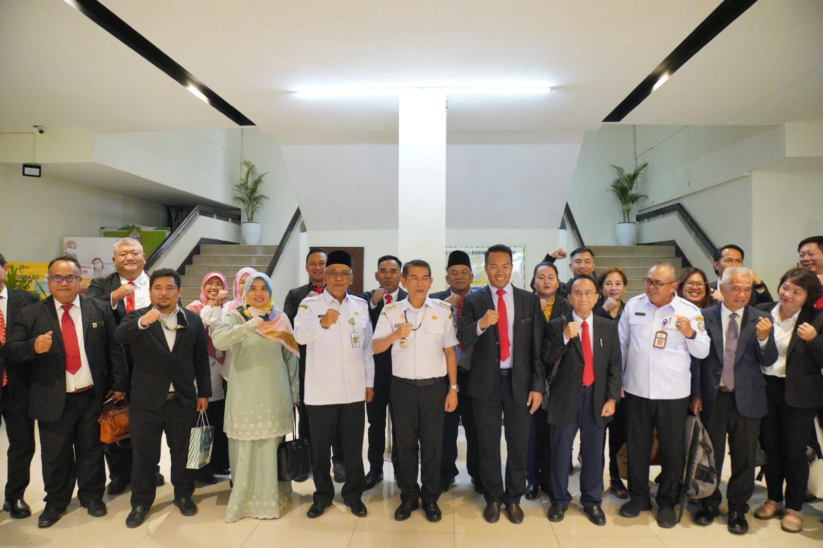 Wali Kota Majlis Daerah Limbang Sarawak Kagumi Kuliner dan Wisata Pontianak Wali Kota Majlis Daerah Limbang Sarawak Kagumi Kuliner dan Wisata Pontianak