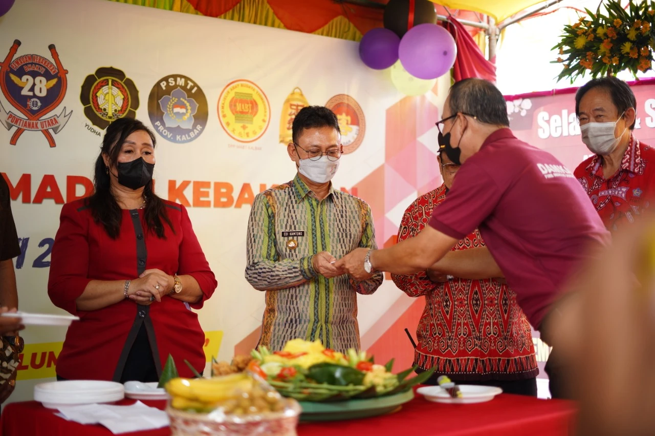 Wako Edi Kamtono Puji Semangat Warga Bangun Posko Damkar