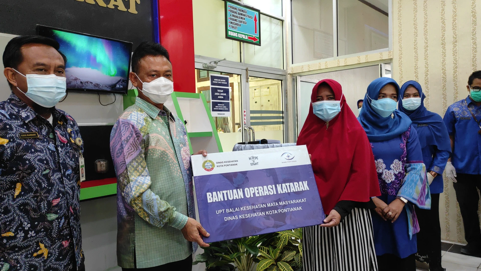 14 Pasien Terima Bantuan Operasi Katarak Gratis dari BKMM