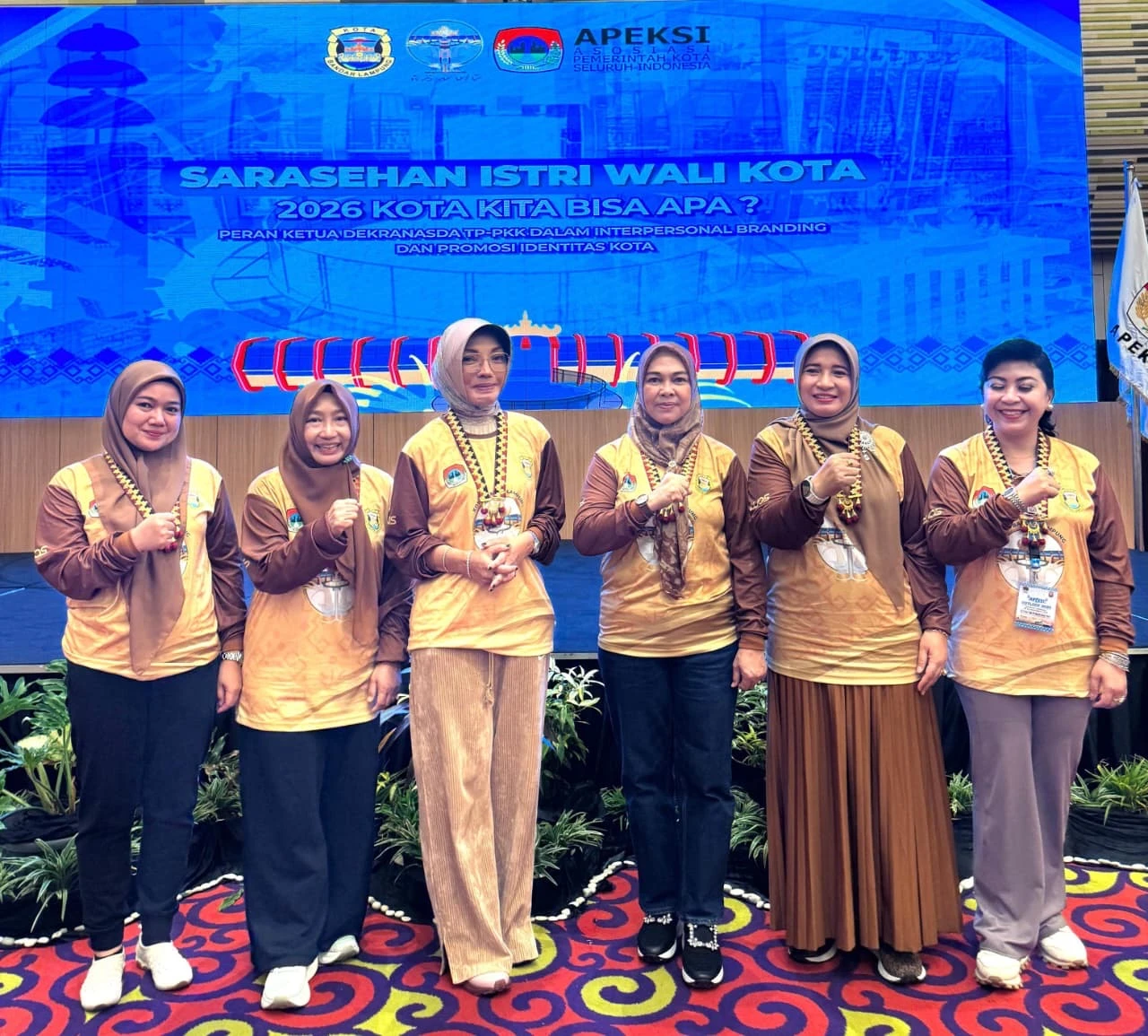 Dari Sarasehan Nasional, Yanieta Paparkan Peran Strategis Istri Wali Kota dalam Branding Daerah