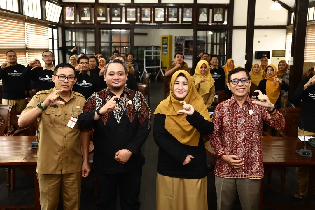 Menuju Pontianak Informatif, Perangkat Daerah Dibekali Standar Pelayanan Informasi