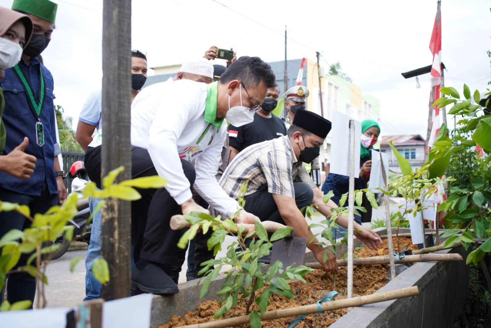 Hari Jadi Kota, HMI Pontianak Tanam 250 Pohon