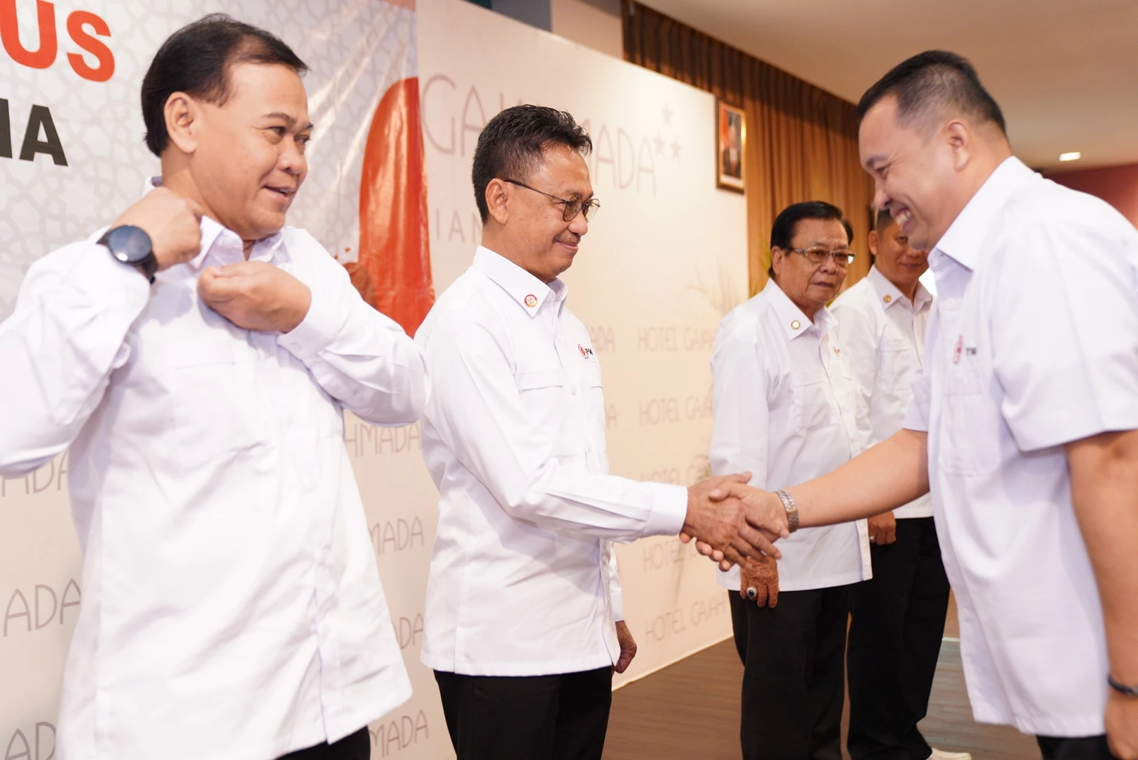 Edi Kamtono Kembali Nahkodai PMI Kota Pontianak Edi Kamtono Kembali Nahkodai PMI Kota Pontianak