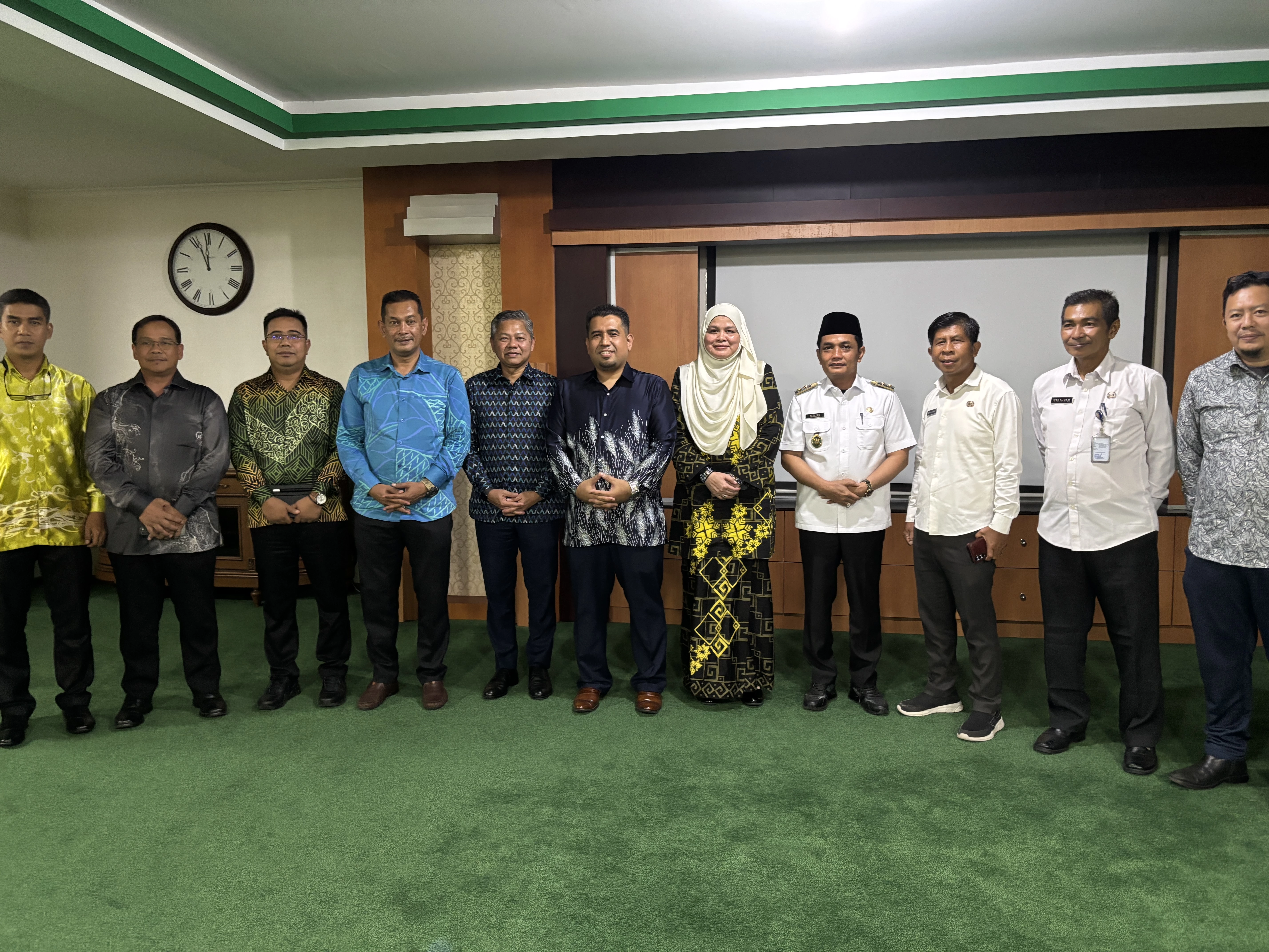 Malaysia Undang Pontianak di Borneo Flora Festival 2025 Malaysia Undang Pontianak di Borneo Flora Festival 2025