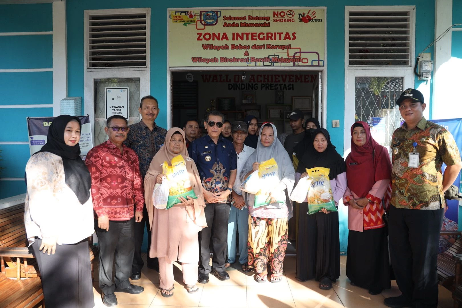 Pemkot Pontianak Bantu Ringankan Warga Lewat Pasar Murah