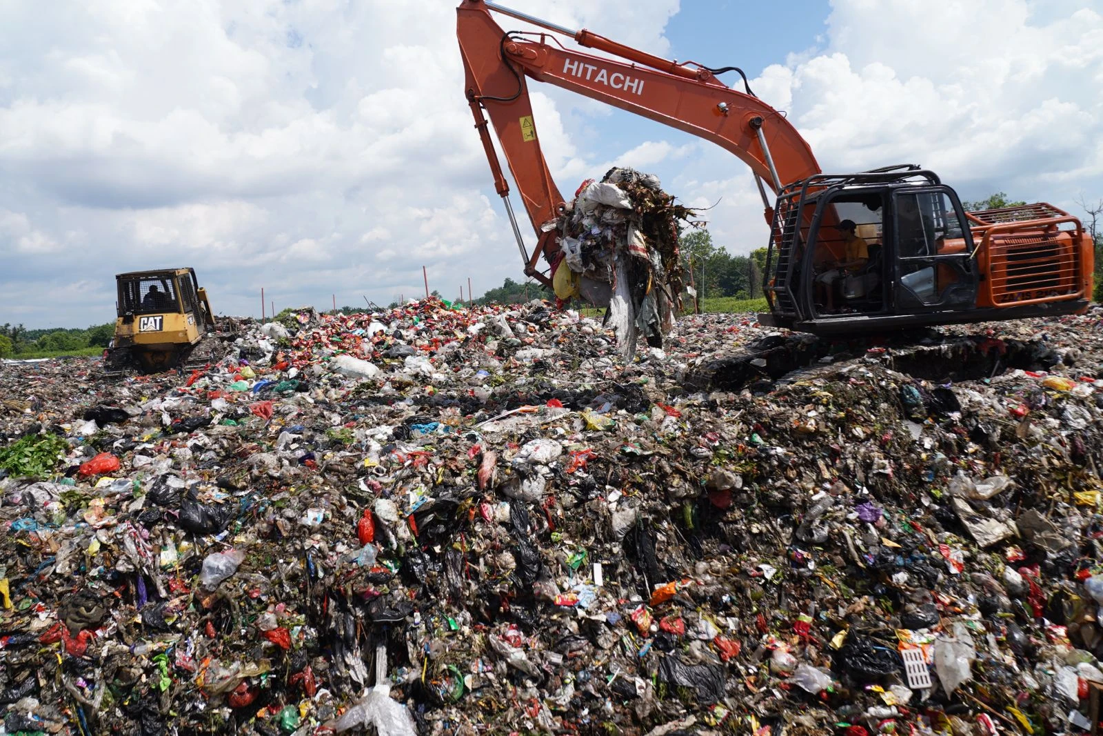 TPA Batulayang Beralih ke Sanitary Landfill, Open Dumping Mulai Ditutup