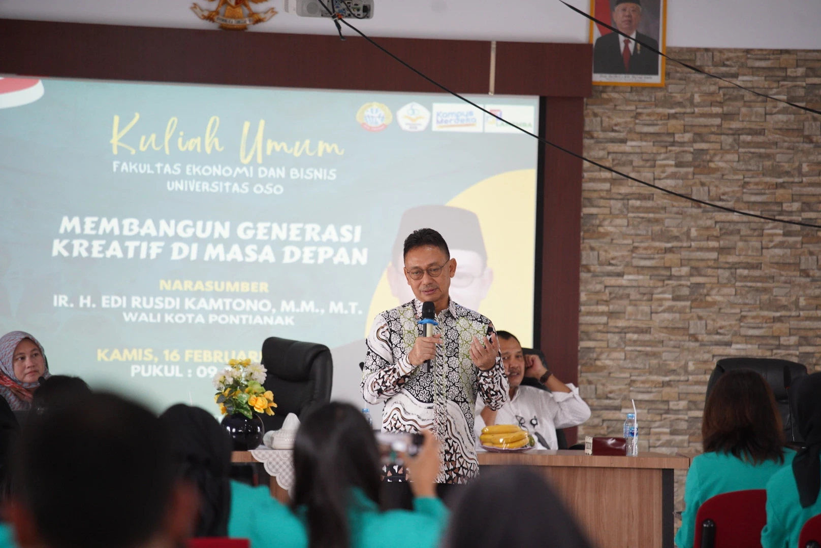 Era Industri 4.0, SDM Harus Kreatif dan Inovatif Era Industri 4.0, SDM Harus Kreatif dan Inovatif