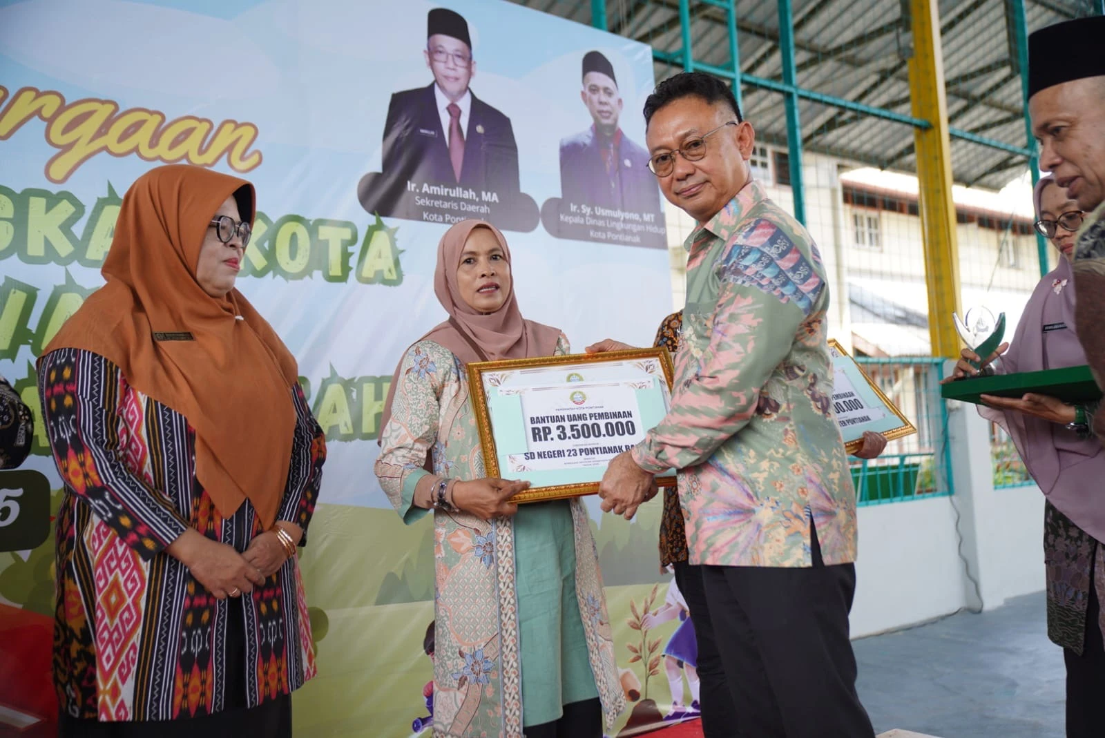 Wujudkan Sekolah Ramah Lingkungan, Sembilan Sekolah Diganjar Adiwiyata