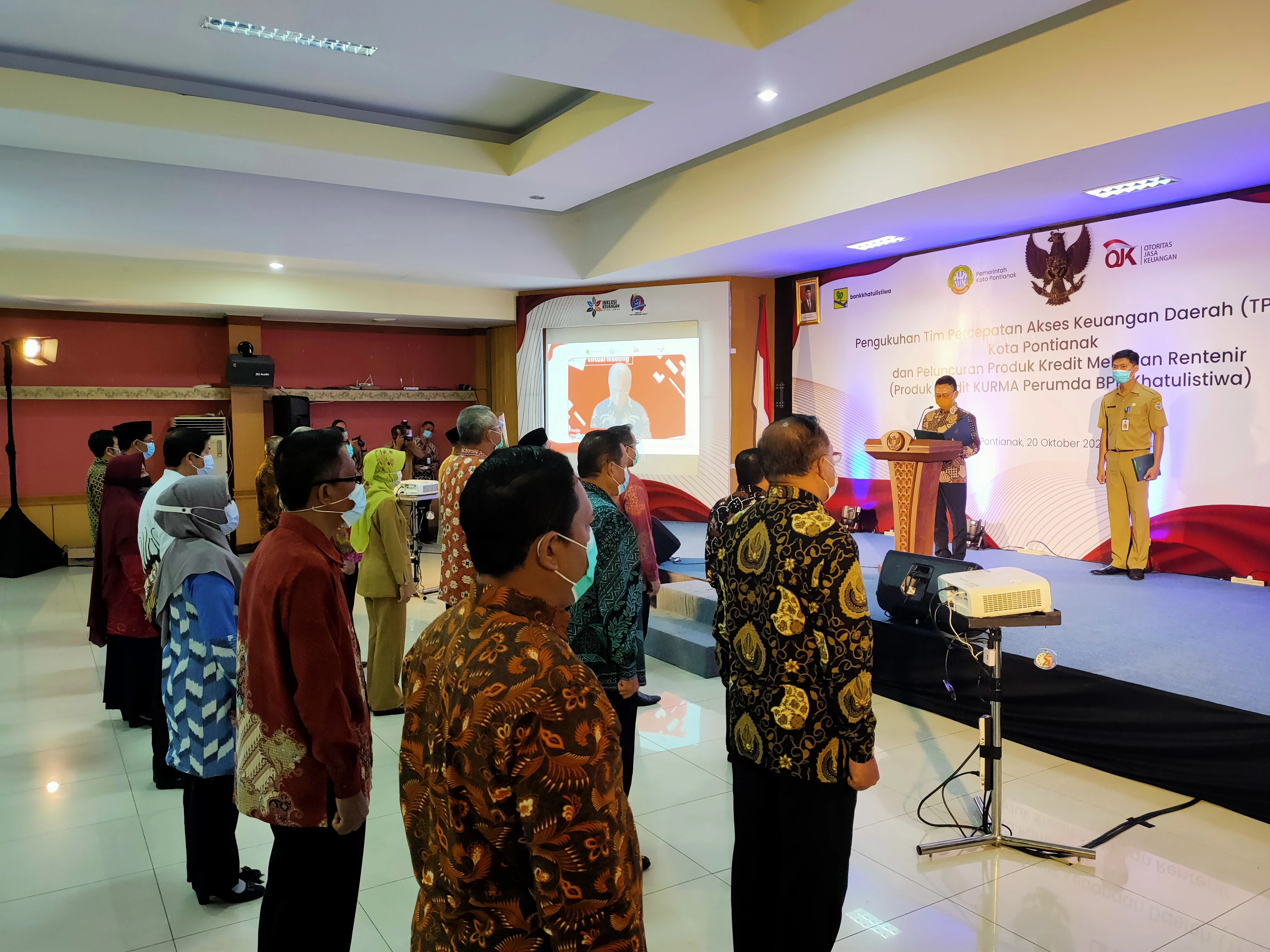 Kukuhkan TPAKD, Dorong Akses Keuangan Untuk Pemulihan Ekonomi Kukuhkan TPAKD, Dorong Akses Keuangan Untuk Pemulihan Ekonomi