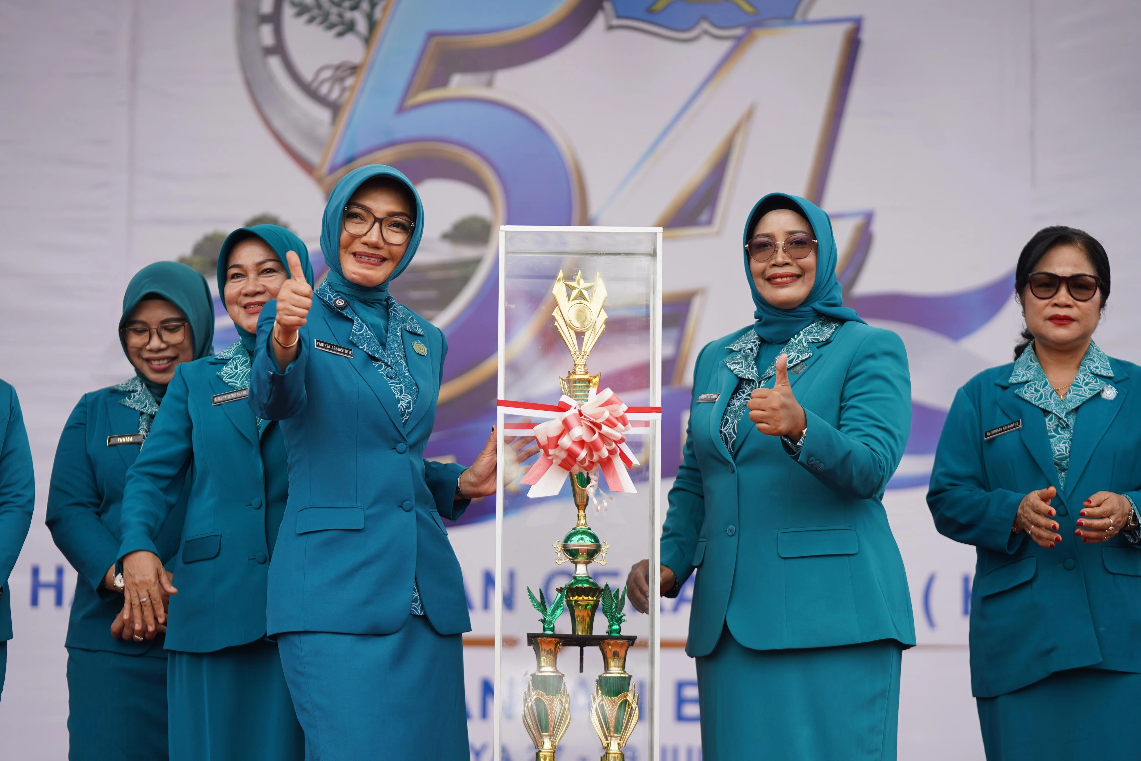 TP PKK Pontianak Pertahankan Juara Umum Tingkat Kalbar