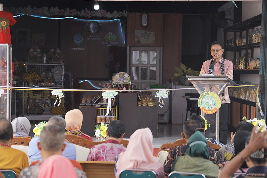 Galeri BDC Zamrud Khatulistiwa Wadah Promosi UMKM Galeri BDC Zamrud Khatulistiwa Wadah Promosi UMKM