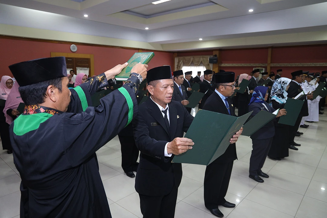 5 Pejabat Eselon II Dirotasi, Pesan Wali Kota: Buat Gebrakan dalam Pelayanan, Pahami Aturan