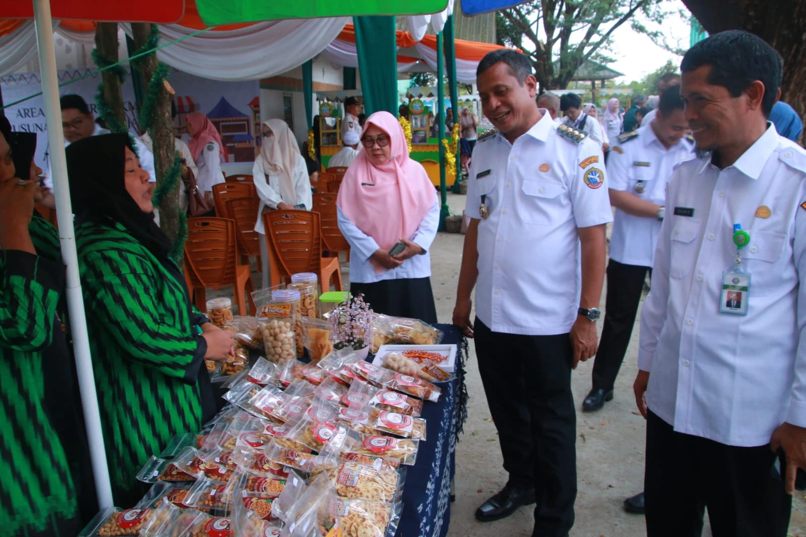 Resmikan Area Kuliner Rusunawa Harapan Jaya, Pj Wako Ingin Ada di Tiap Kecamatan