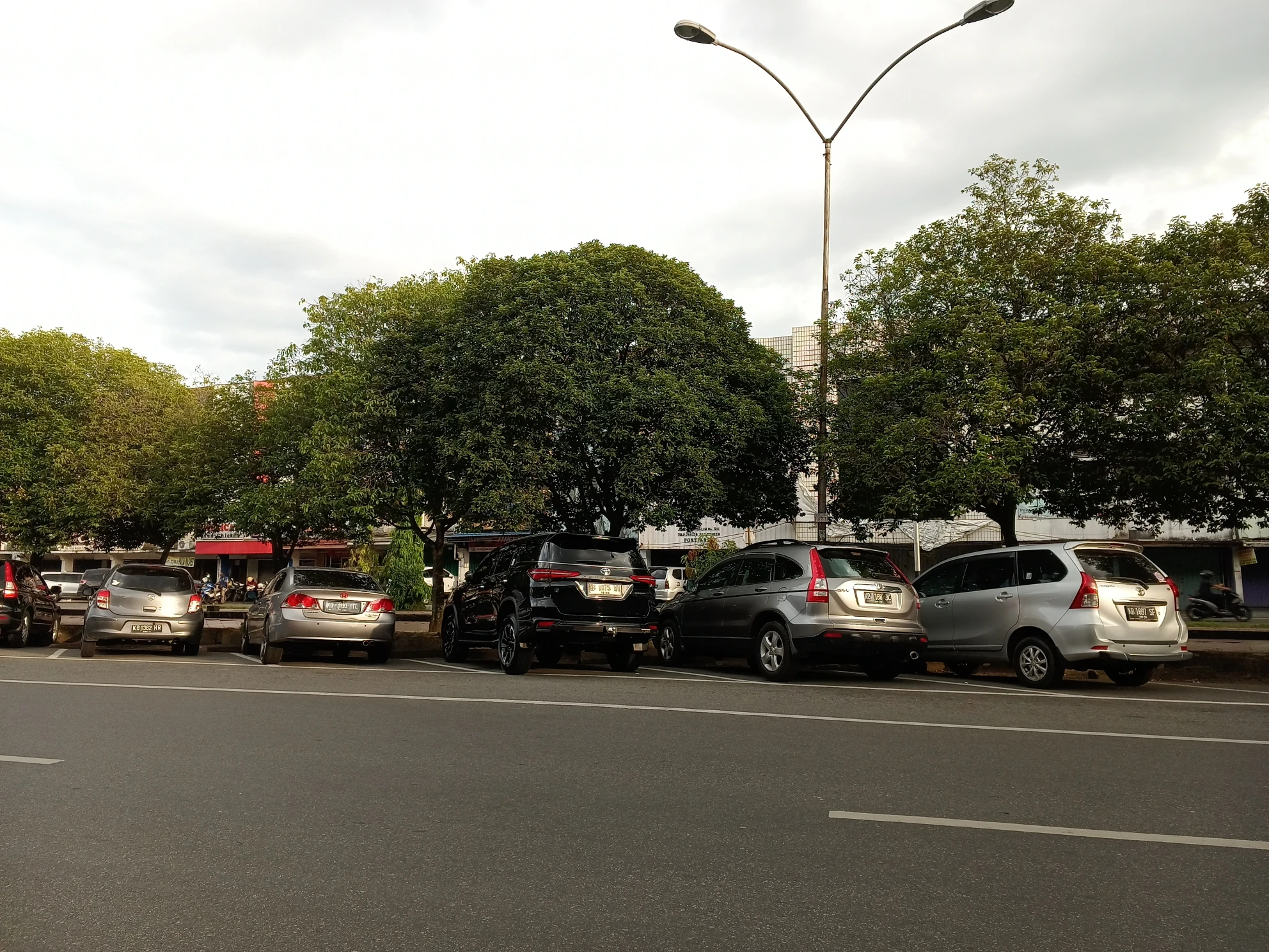 Wali Kota Instruksikan Dishub Tertibkan Jukir Nakal