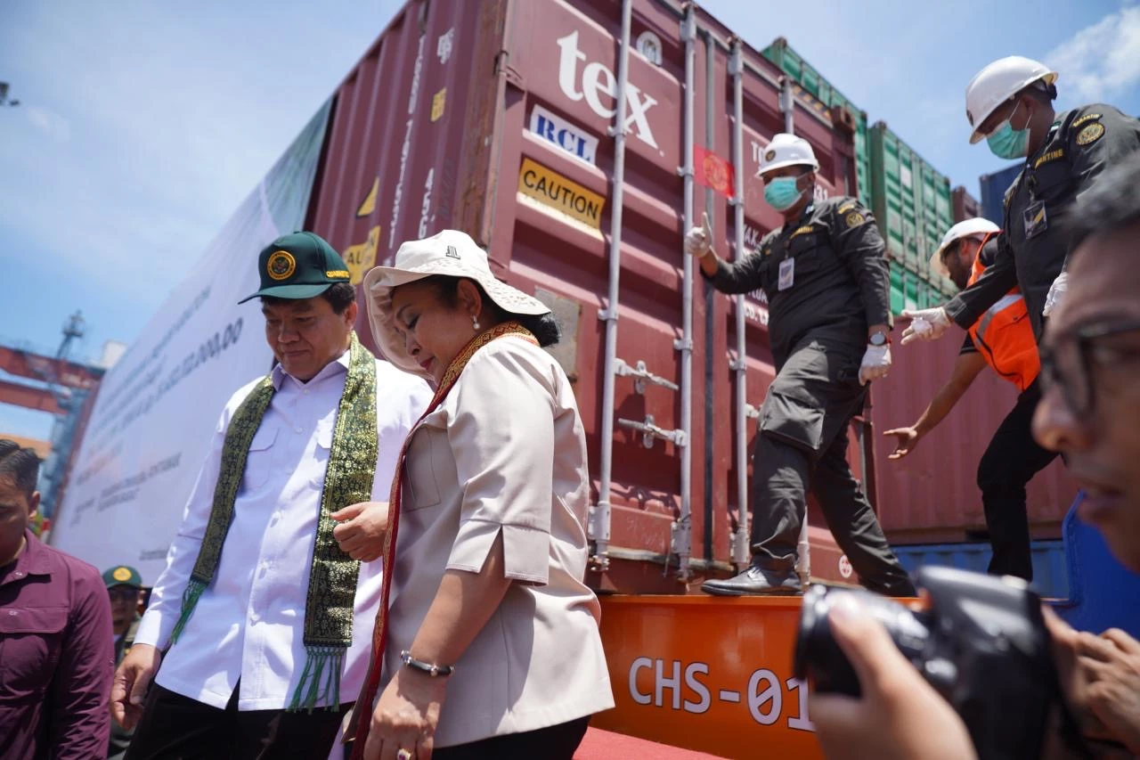 Edi Kamtono: Jalur Ekspor Langsung Perkuat Daya Saing Ekonomi Kota Edi Kamtono: Jalur Ekspor Langsung Perkuat Daya Saing Ekonomi Kota