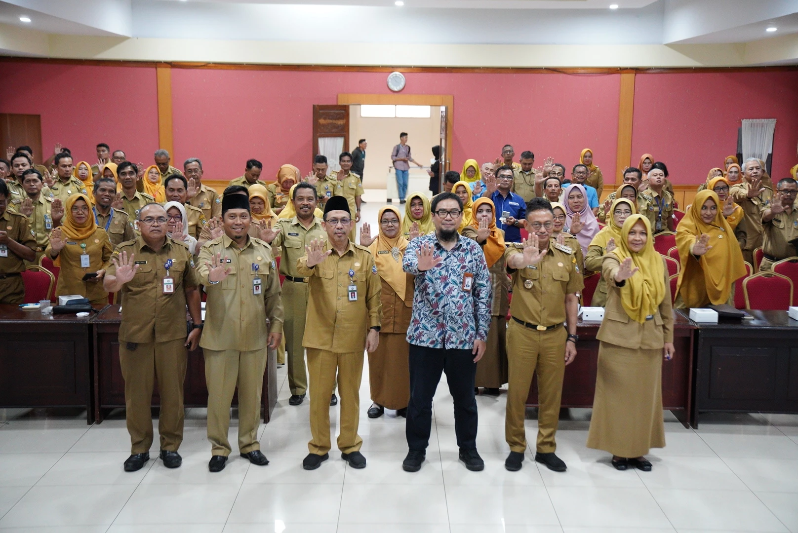 Pemkot Pontianak Komitmen Kikis Gratifikasi Pemkot Pontianak Komitmen Kikis Gratifikasi