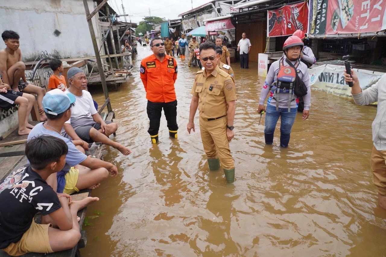 Banjir Rob Capai Dua Meter, Wali Kota Imbau Warga Tetap Waspada
