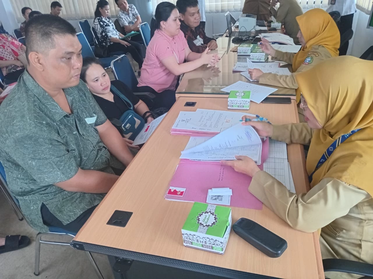 Kolaborasi Pemkot - Kemenag Layani Pencatatan Nikah Umat Buddha di MPP Kolaborasi Pemkot - Kemenag Layani Pencatatan Nikah Umat Buddha di MPP