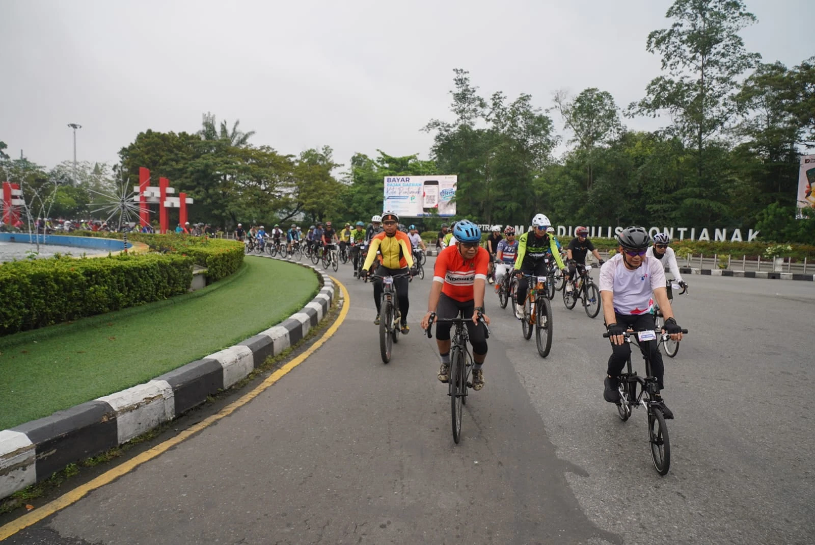 1.200 Pesepeda Ramaikan Happy Cycling HUT ke-255 Pontianak