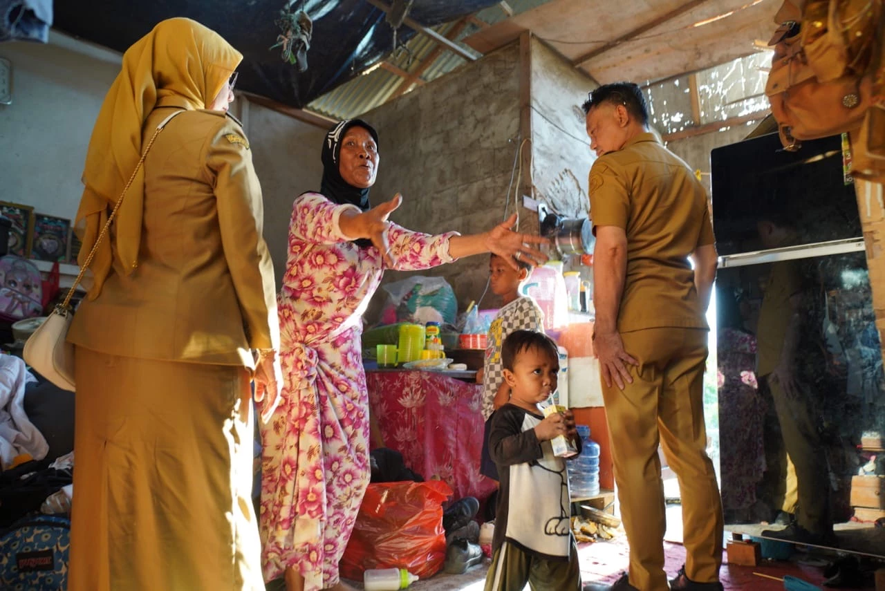 Norma Terharu Rumahnya Diperbaiki Norma Terharu Rumahnya Diperbaiki
