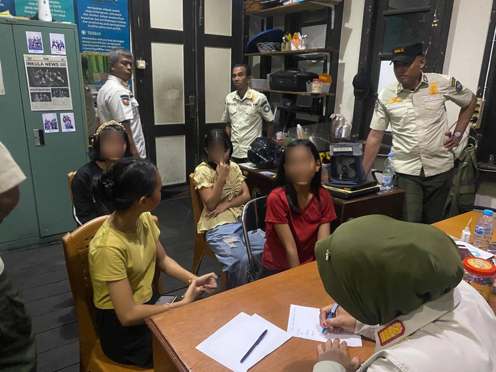 Satpol PP Pontianak Amankan Empat Anak Langgar Jam Malam