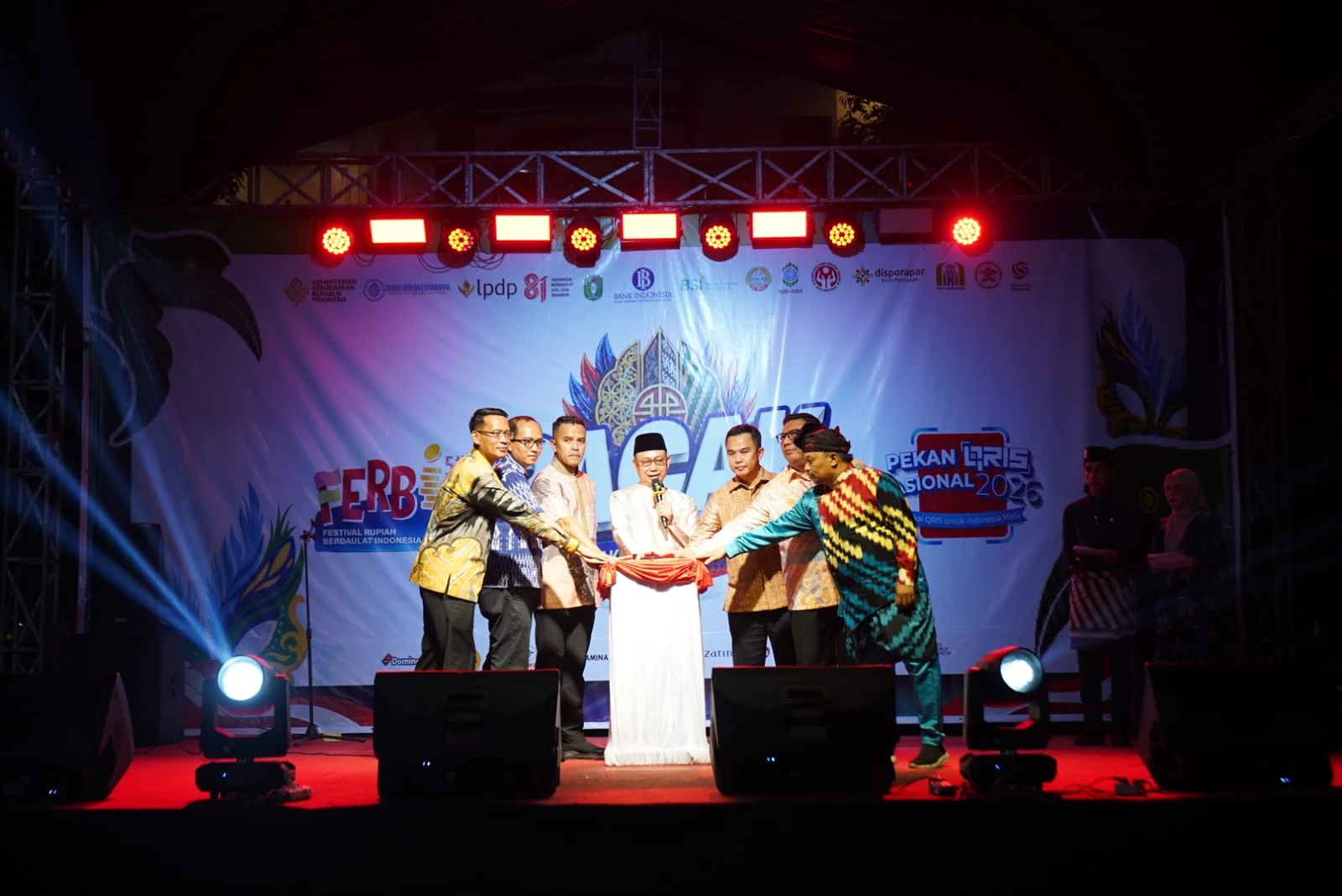 Pontianak Carnaval Khatulistiwa: Ruang Kreatif dan Ekonomi Lokal