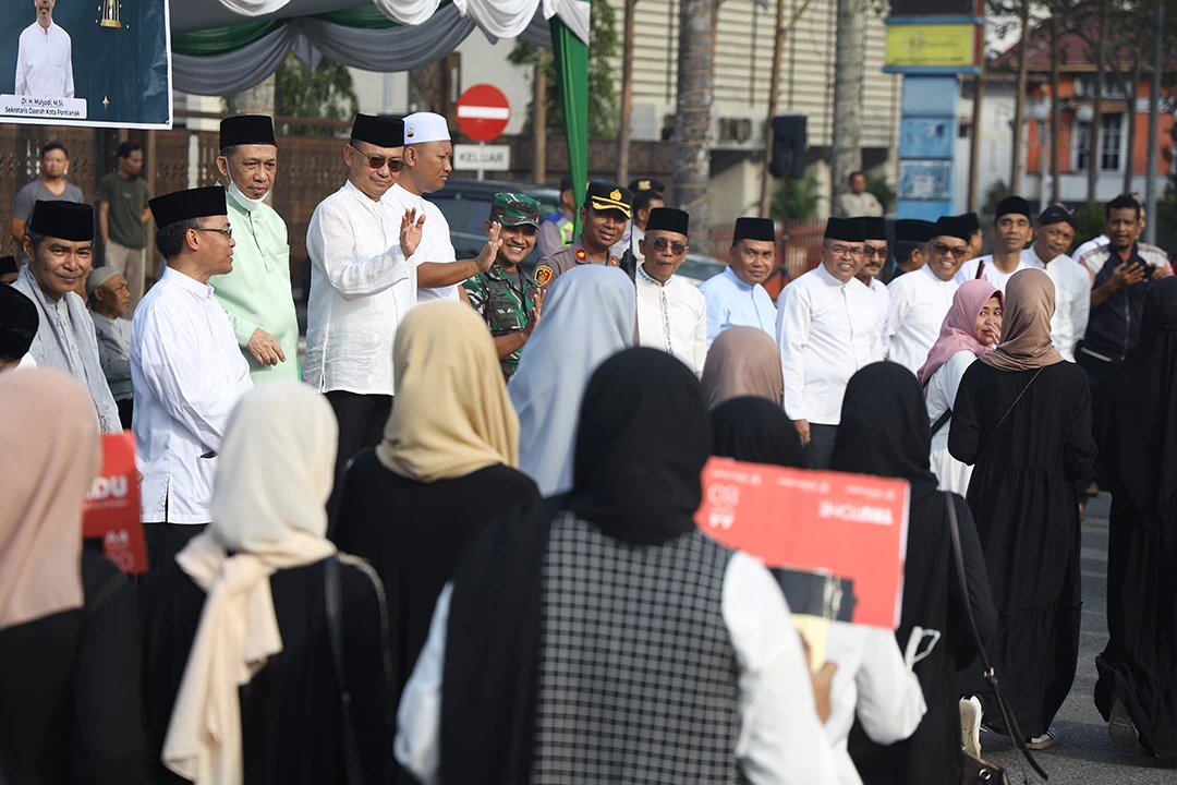 Ribuan Peserta Pawai Taaruf Meriahkan Tahun Baru Islam