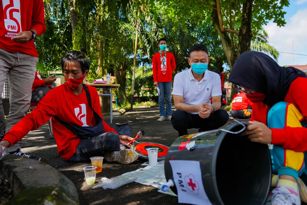 Relawan PMI Jadi Duta Remaja Tangguh Covid-19 Relawan PMI Jadi Duta Remaja Tangguh Covid-19