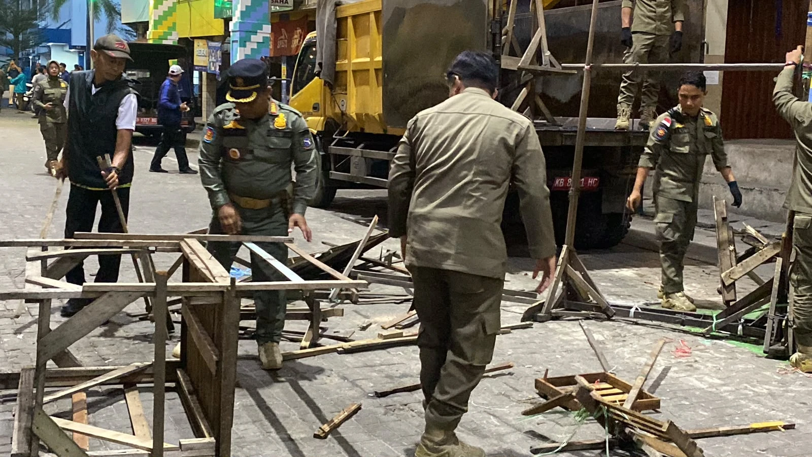 Tertibkan Lapak PKL Asahan, Pemkot Siapkan Kios