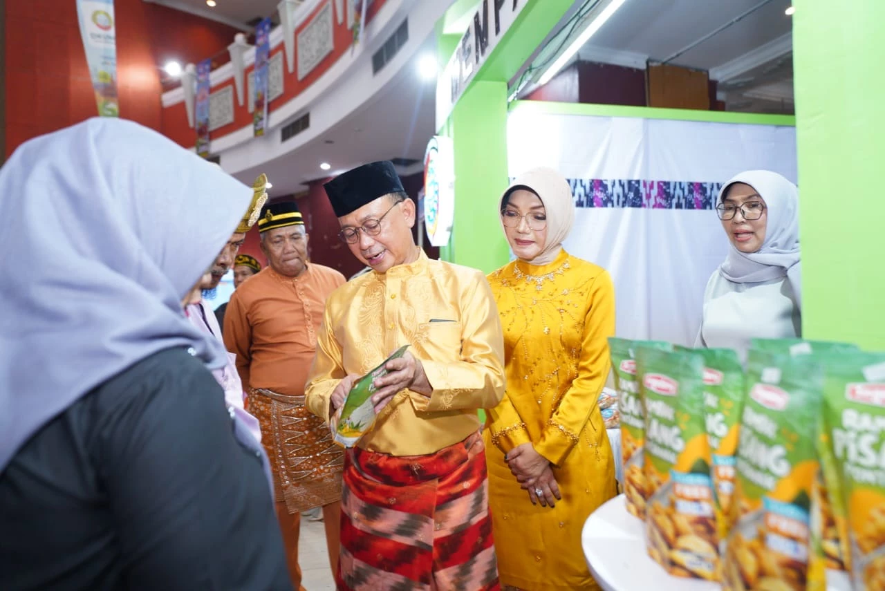 Pontianak Expo 2025 Dorong Pertumbuhan Ekonomi Kreatif dan UMKM Pontianak Expo 2025 Dorong Pertumbuhan Ekonomi Kreatif dan UMKM