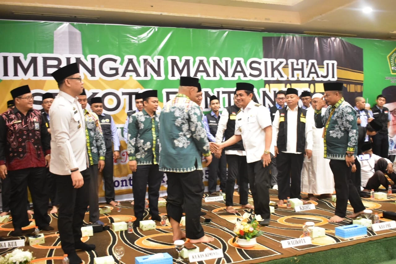 Bahasan Imbau JCH Patuhi Arahan Petugas Haji Bahasan Imbau JCH Patuhi Arahan Petugas Haji
