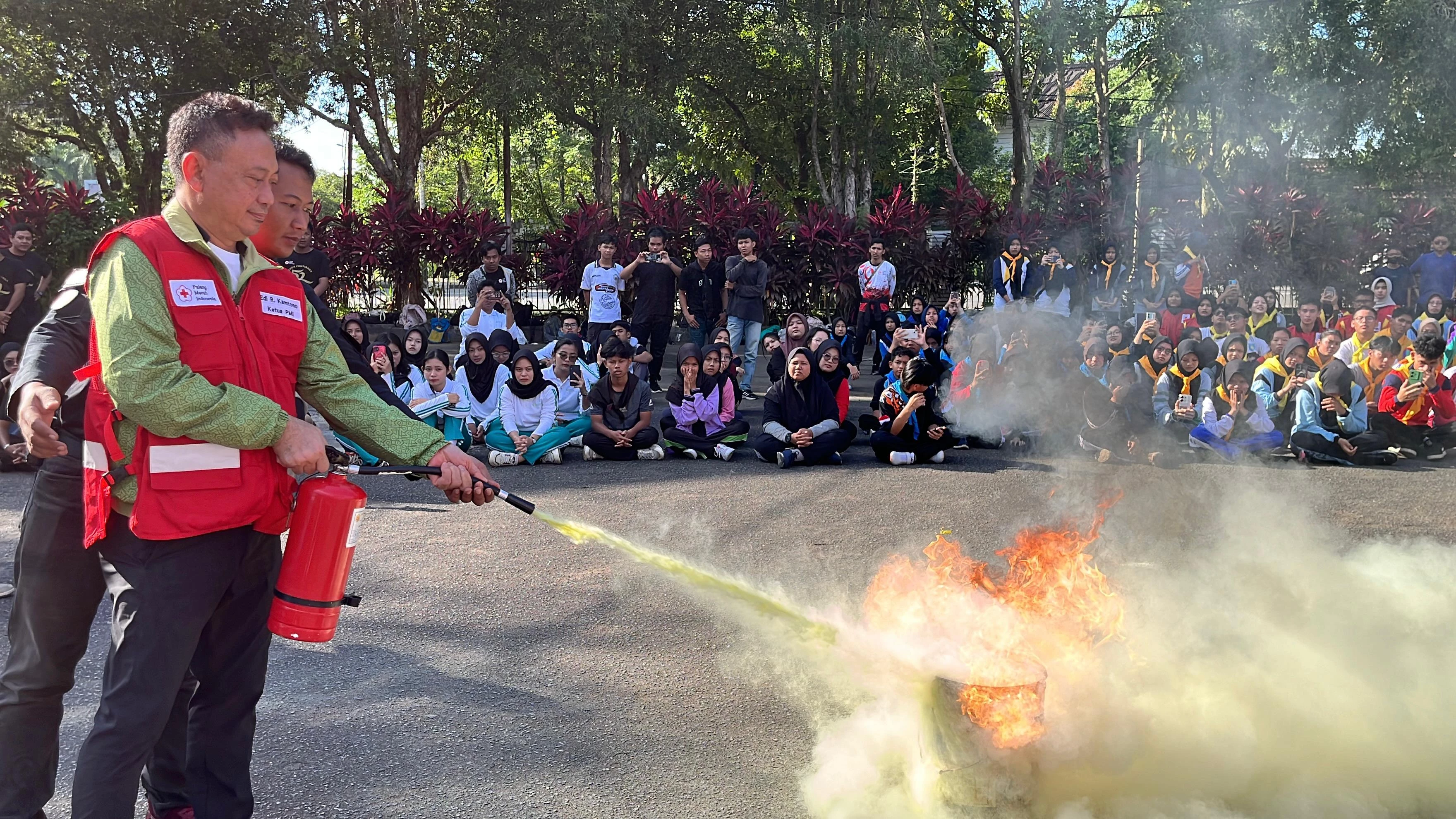 APAR Bukan Pajangan, Wako Ingatkan Rutin Dicek APAR Bukan Pajangan, Wako Ingatkan Rutin Dicek