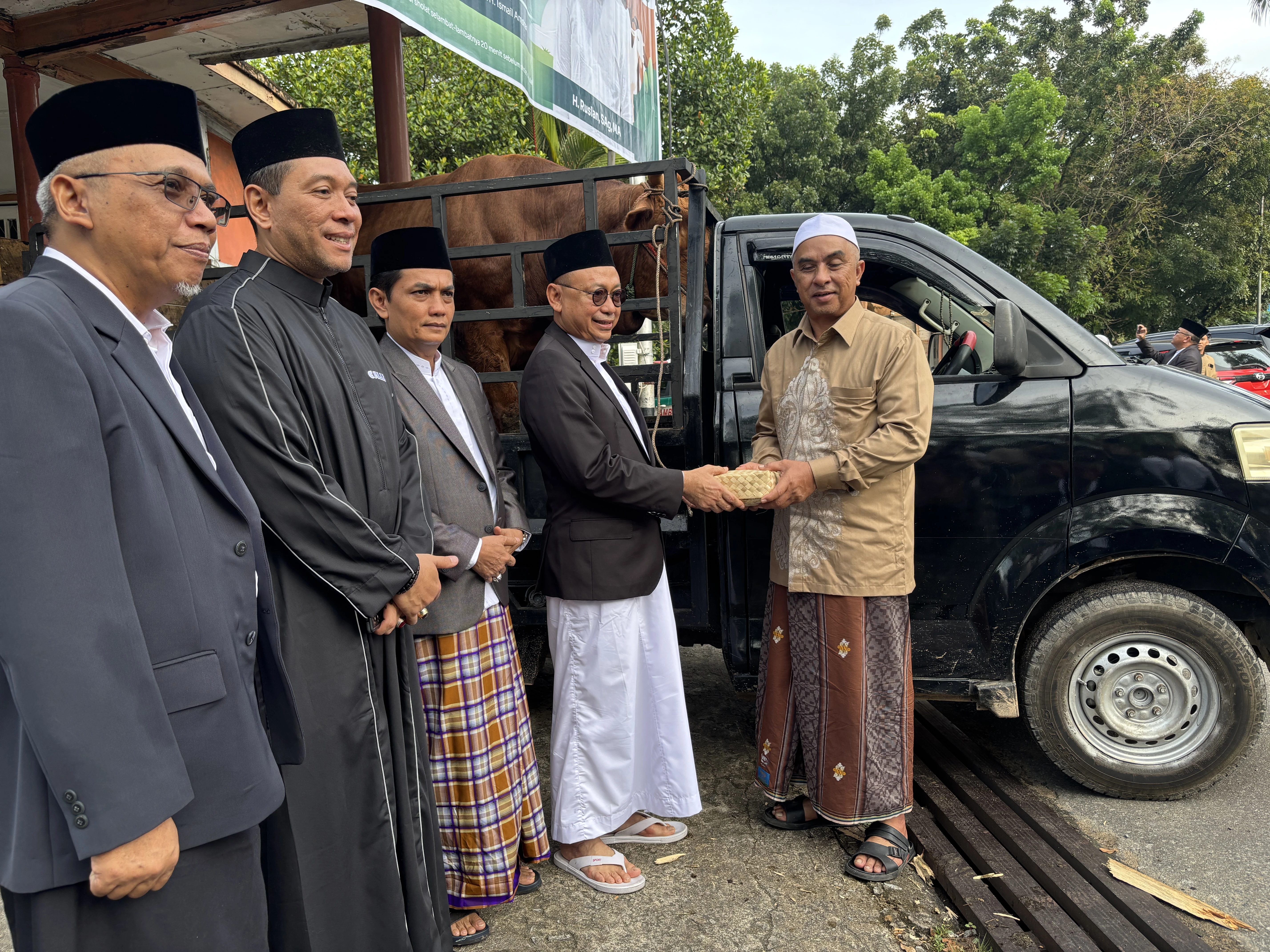 Berkurban Tanpa Kantong Plastik, Langkah Hijau Pontianak di Iduladha