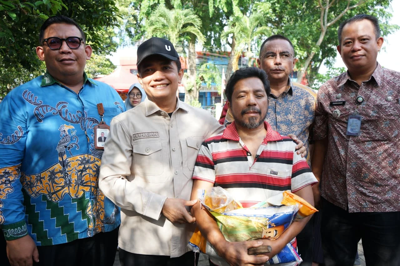 Warga Terbantu Pasar Murah Pontianak