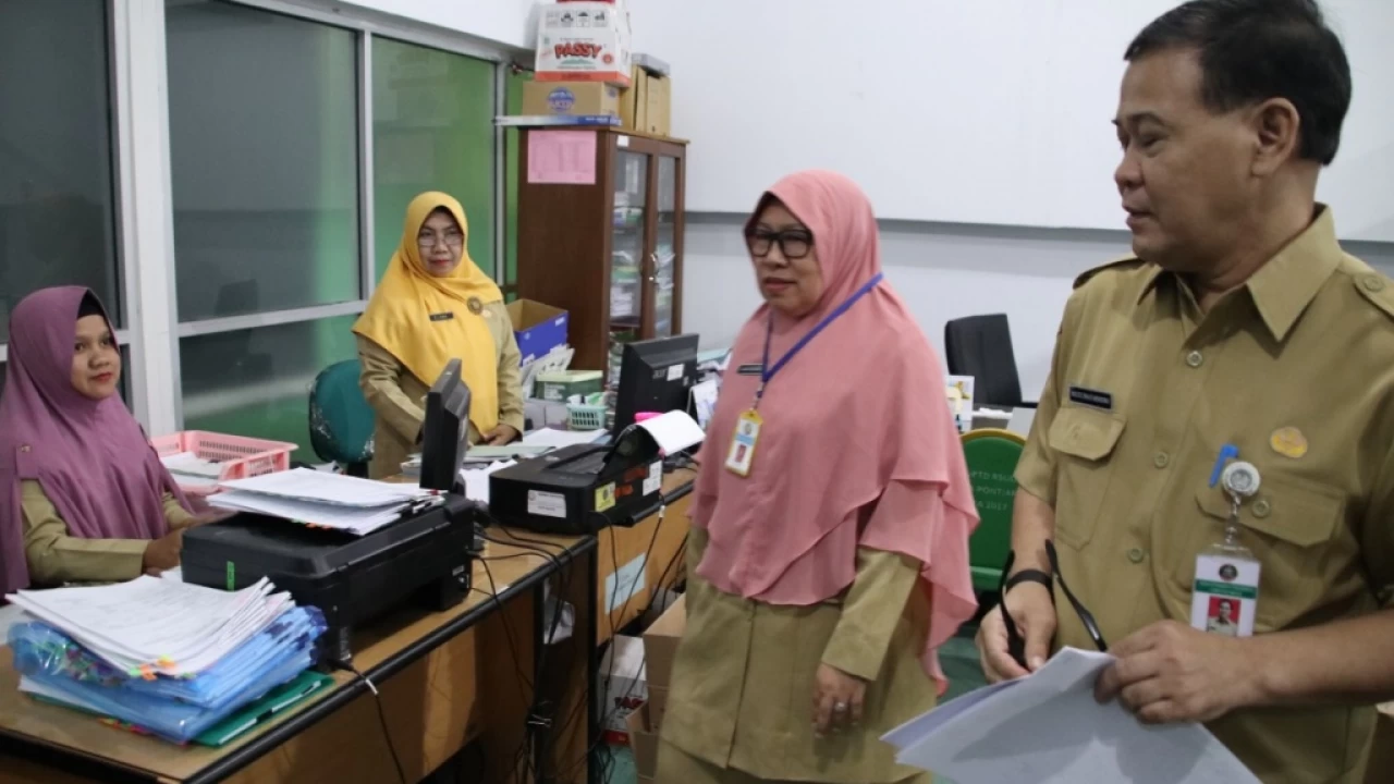 Sidak Pasca Cuti Bersama, 7 PNS Tanpa Keterangan Sidak Pasca Cuti Bersama, 7 PNS Tanpa Keterangan