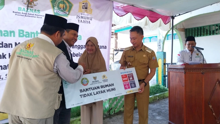 Wako Edi Apresiasi Baznas Kalbar Gulirkan Bantuan Bedah Rumah