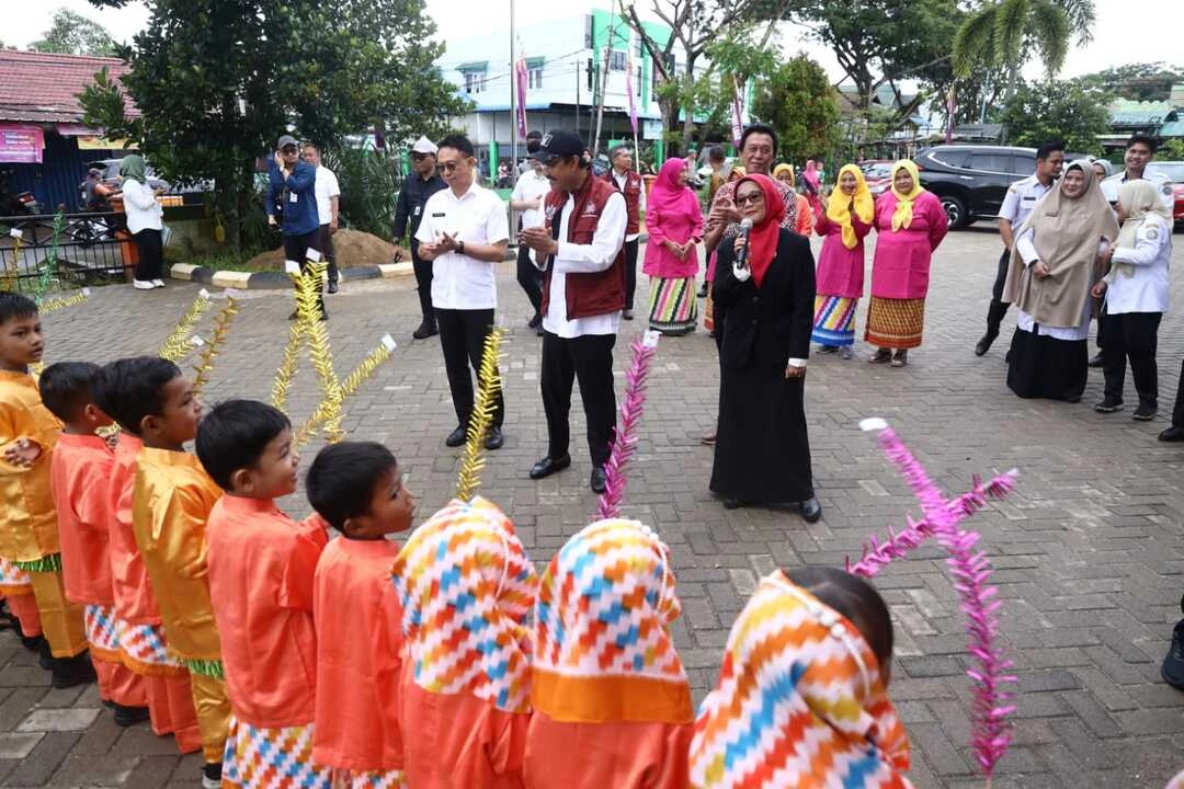 Mensos Gus Ipul Apresiasi Puskesos Pontianak, Jadi Contoh Nasional Mensos Gus Ipul Apresiasi Puskesos Pontianak, Jadi Contoh Nasional
