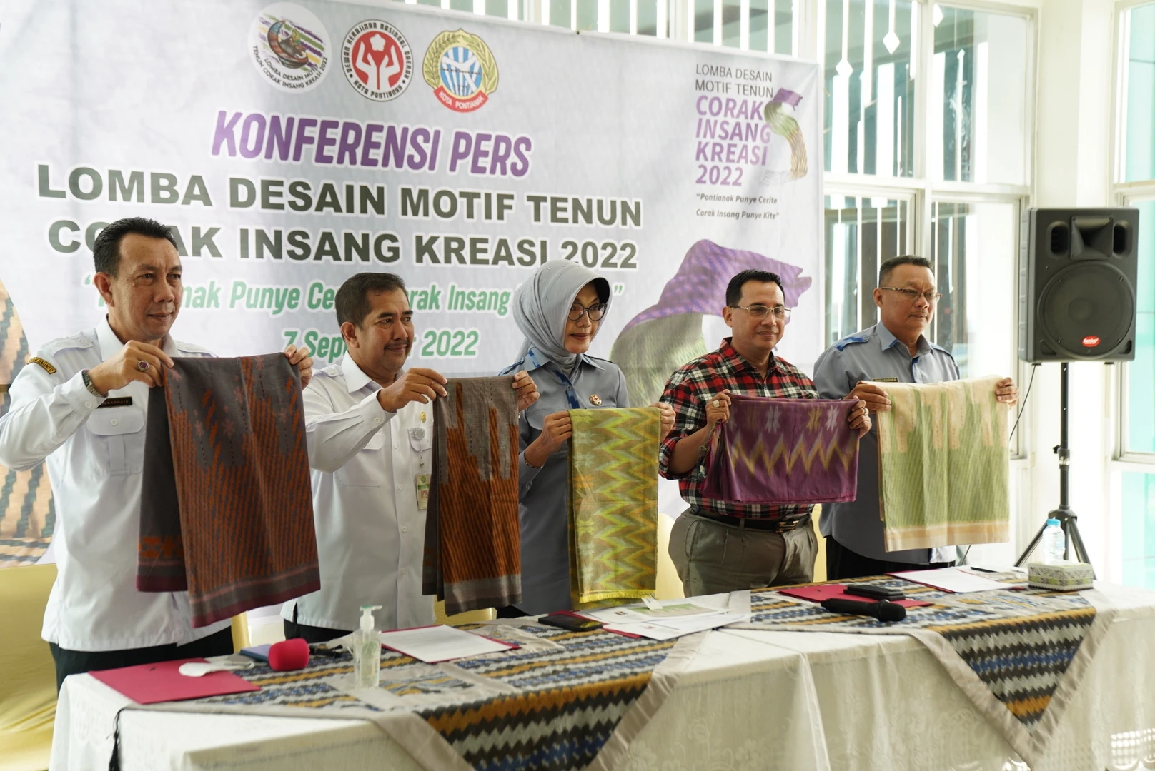 Lestarikan Corak Insang, Dekranasda Pontianak Gelar Lomba Desain Motif Lestarikan Corak Insang, Dekranasda Pontianak Gelar Lomba Desain Motif