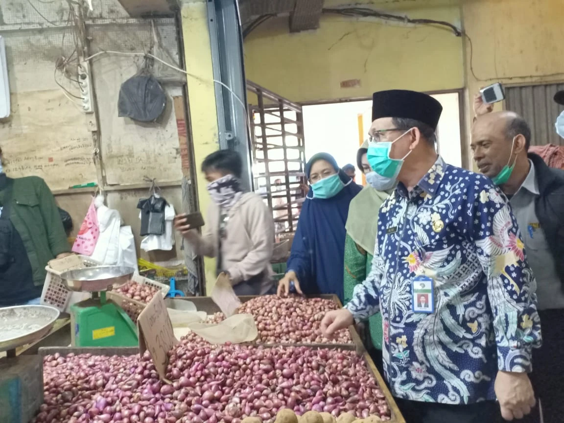 Harga Kebutuhan Pokok Stabil Jelang Natal dan Tahun Baru