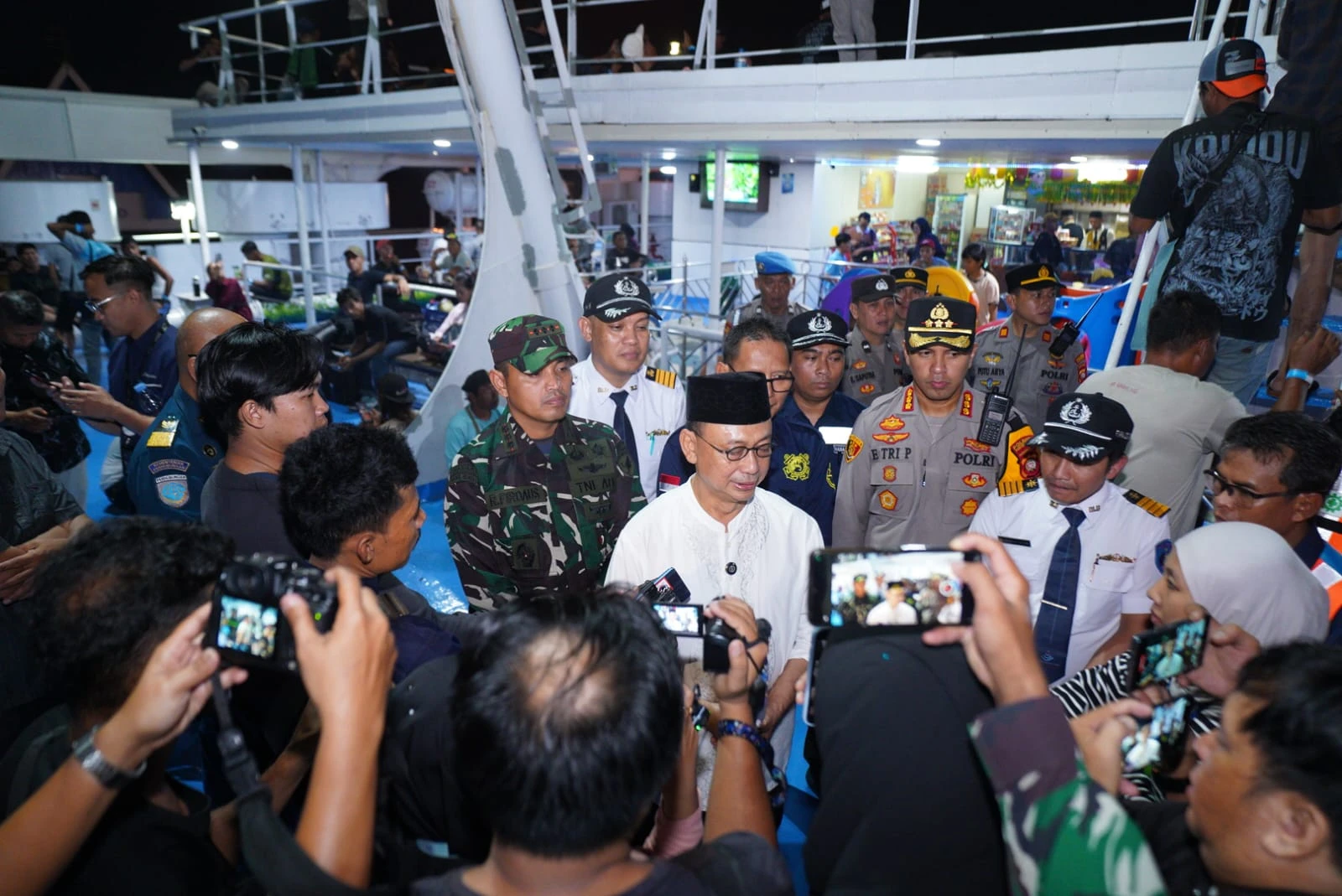 Wali Kota Pastikan Kelancaran Arus Mudik Lebaran di Pelabuhan Pontianak