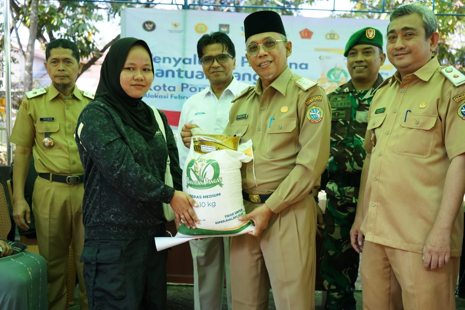 Sulastri Terbantu Bantuan Pangan Pemerintah