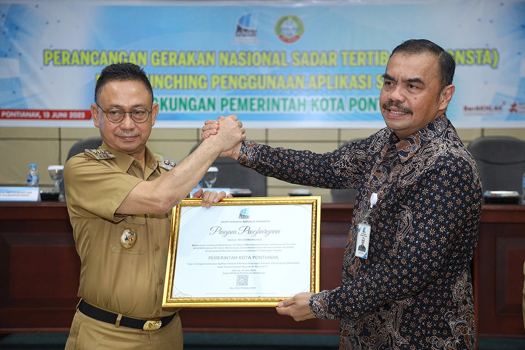 Wujudkan Keterpaduan Arsip, Pemkot Pontianak Optimalkan Aplikasi Srikandi Wujudkan Keterpaduan Arsip, Pemkot Pontianak Optimalkan Aplikasi Srikandi