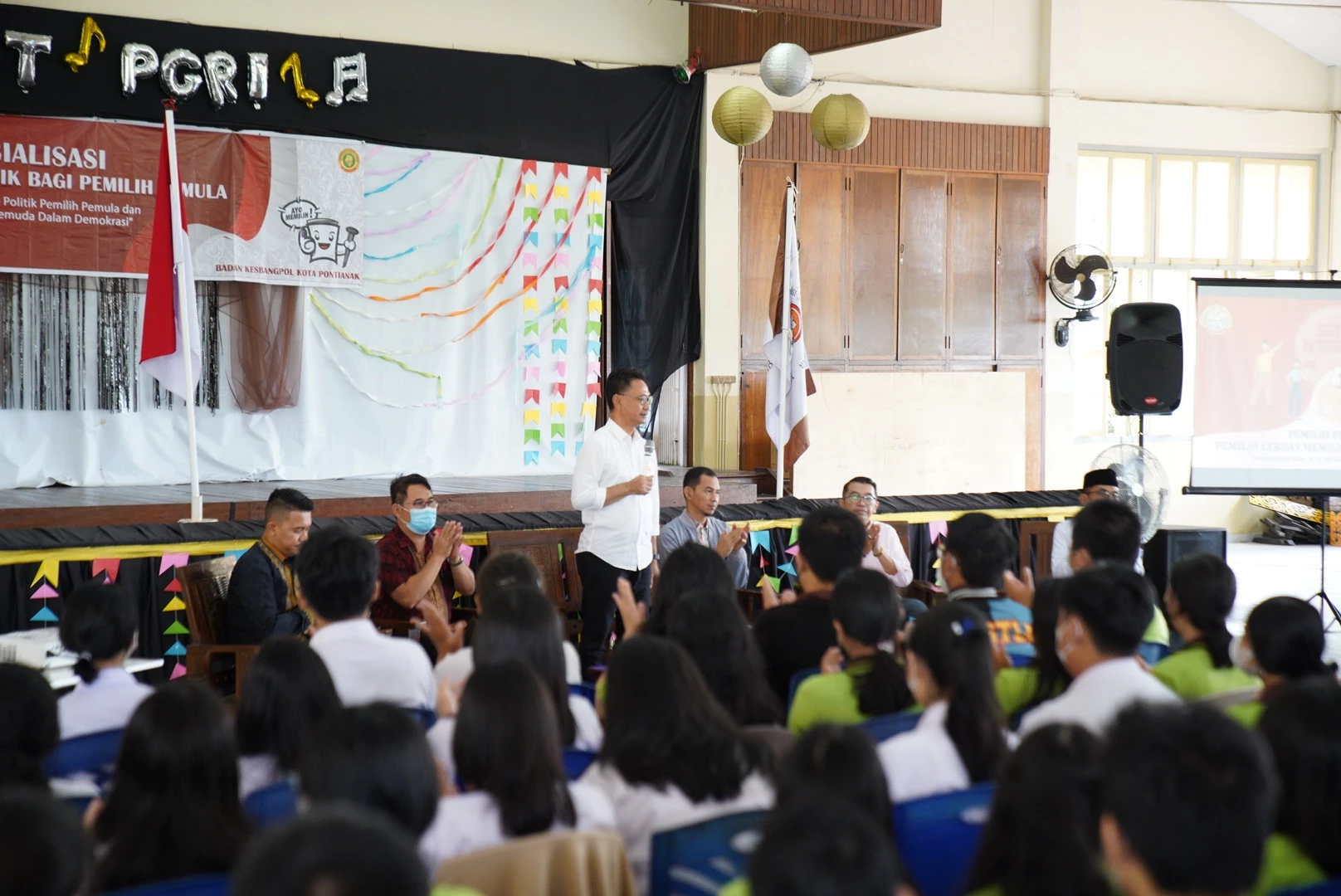 Bekali Pemilih Pemula Pendidikan Politik Buat Siswa Melek Demokrasi Bekali Pemilih Pemula Pendidikan Politik Buat Siswa Melek Demokrasi