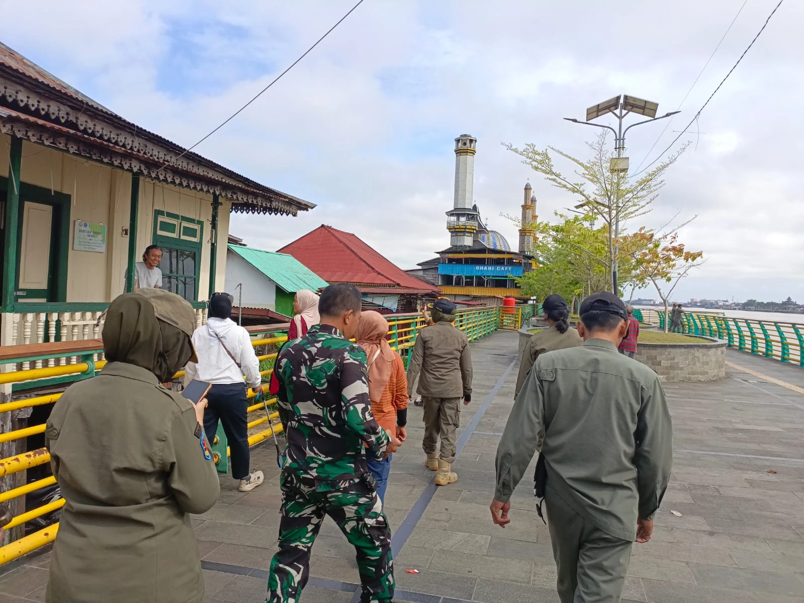 Dukung Jumat ASRI, Pemkot Tertibkan Kawasan Waterfront