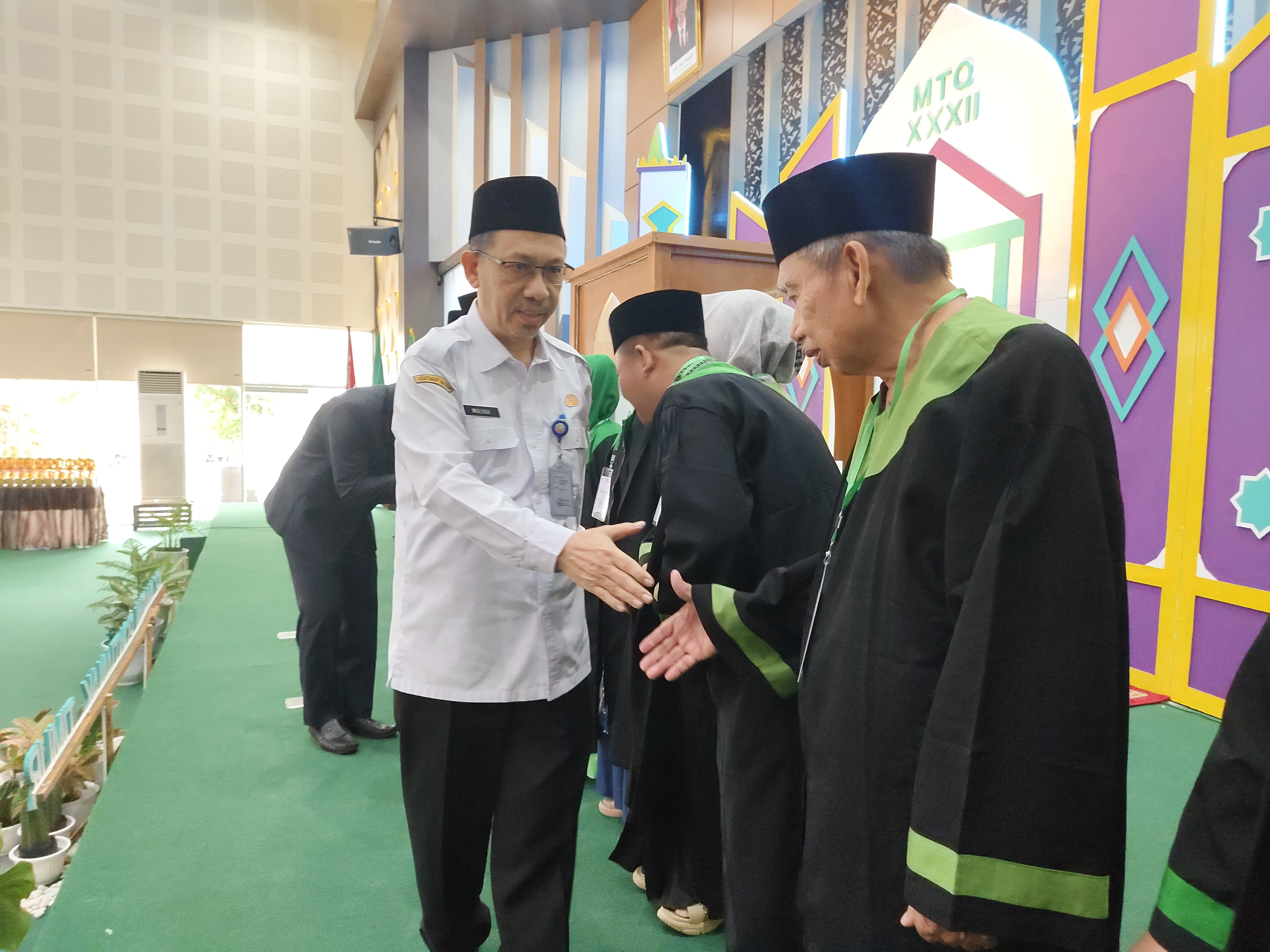 Al Quran Bentengi Dampak Negatif Kemajuan Teknologi
