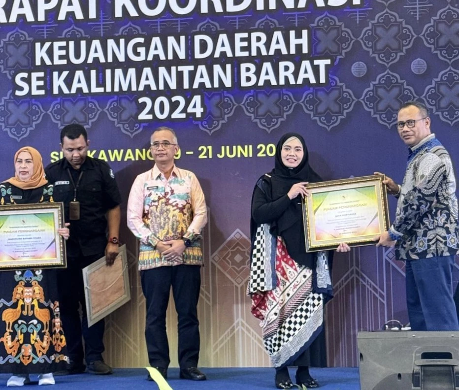 Pontianak Peringkat I Rasio PAD Tertinggi se-Kalbar Pontianak Peringkat I Rasio PAD Tertinggi se-Kalbar