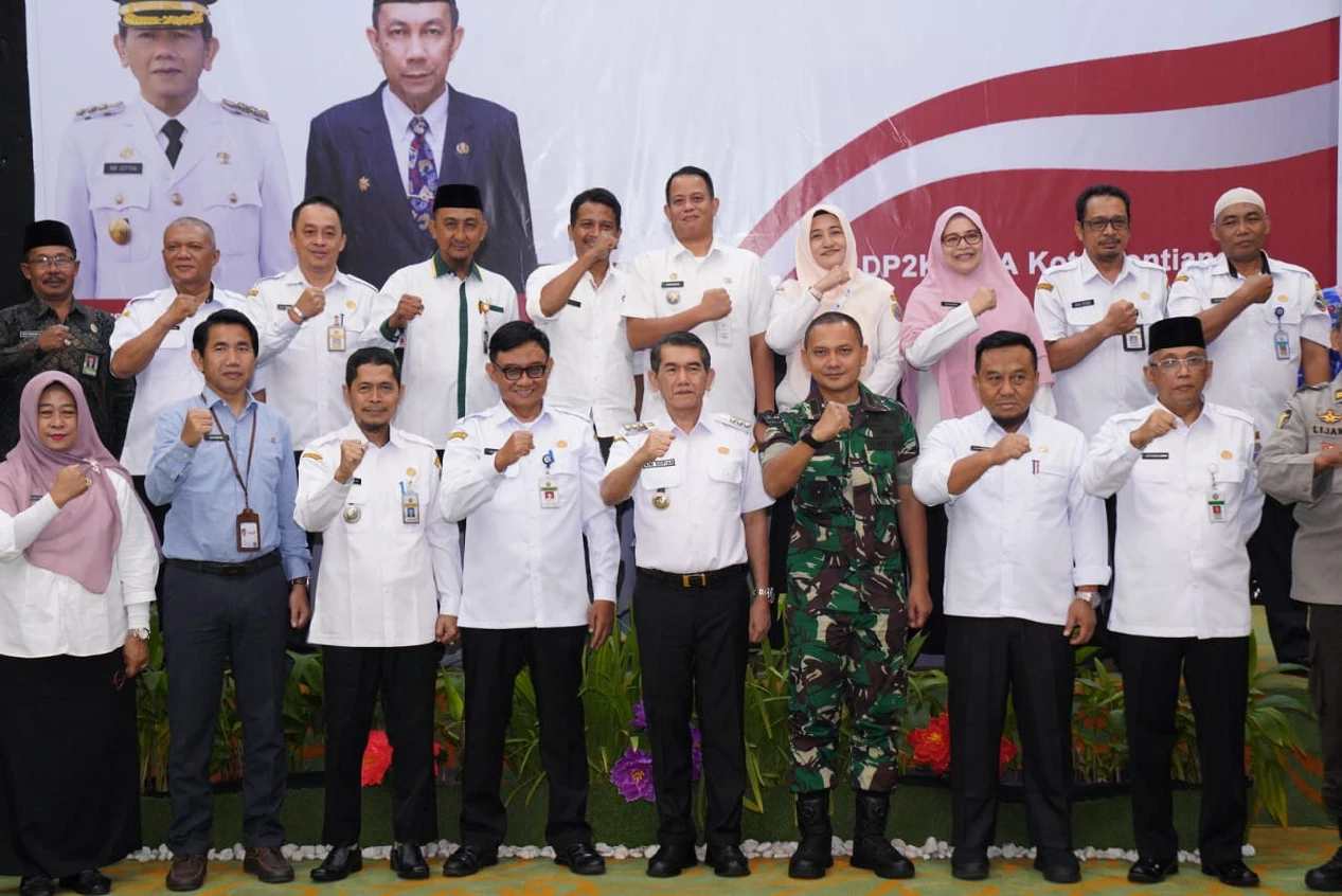 Lintas Sektor Komitmen Percepat Penurunan Stunting Lintas Sektor Komitmen Percepat Penurunan Stunting