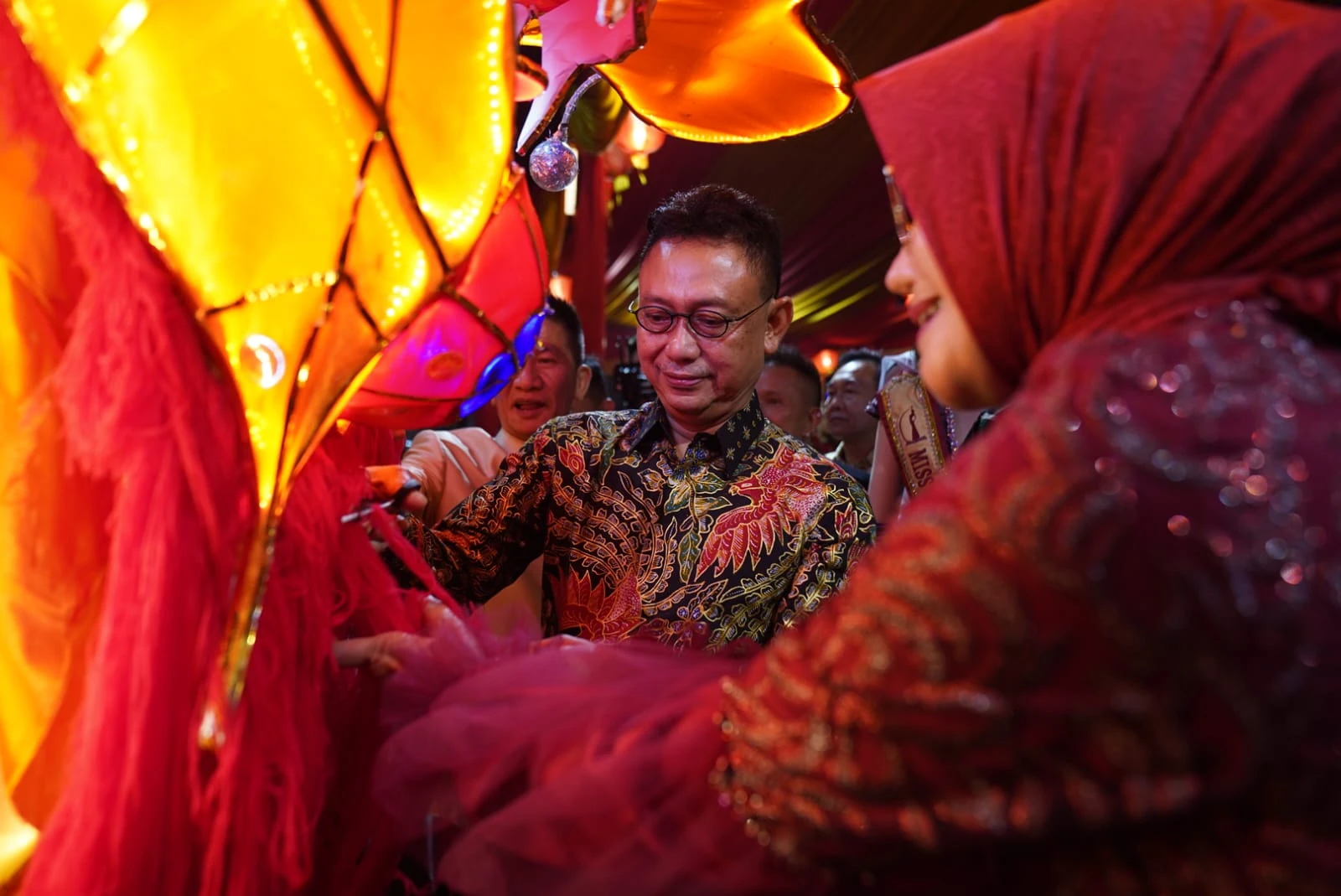 Naga Bersinar Rajut Harmoni Antar Etnis