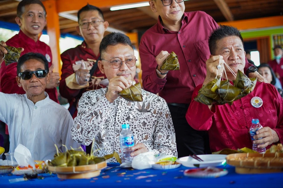 Kemas Perayaan Hari Bakcang Jadi Daya Tarik Wisata di Pontianak Kemas Perayaan Hari Bakcang Jadi Daya Tarik Wisata di Pontianak