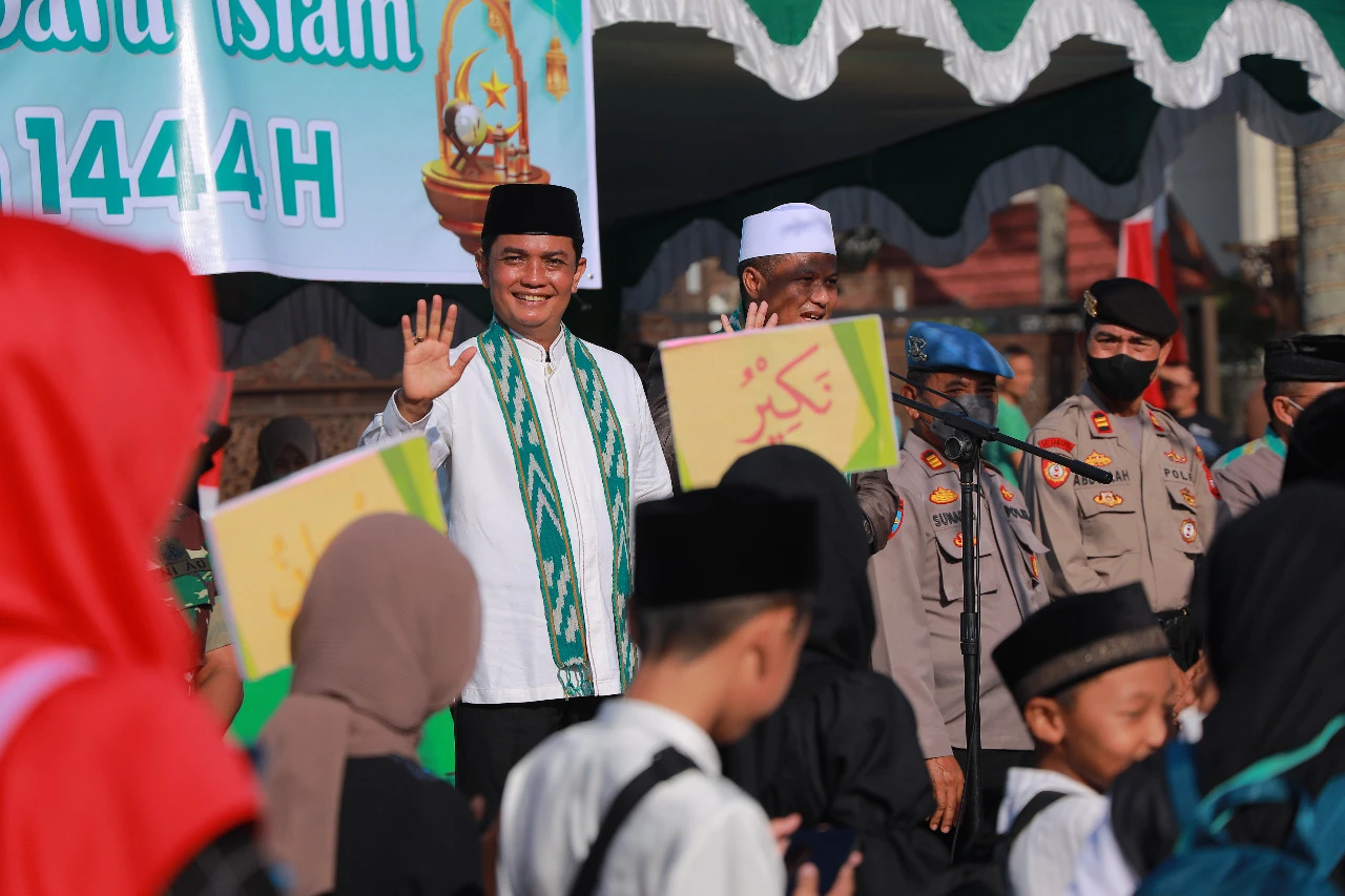 Ribuan Peserta Pawai Ramaikan Peringatan Tahun Baru Islam 1444 H